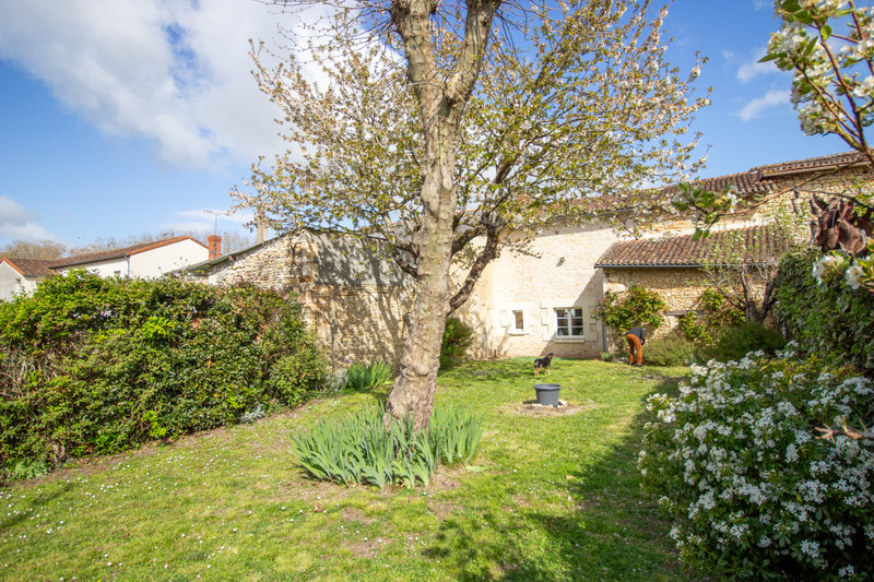 French property for sale in Richelieu, Indre-et-Loire - €157,000 - photo 7