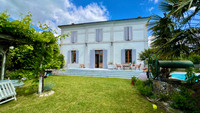 Propriété à vendre à Lorignac, Charente-Maritime - 440 000 € - photo n°1