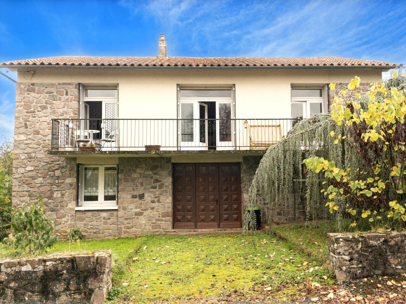 French property for sale in Cherves-Châtelars, Charente - €119,900 - photo 0