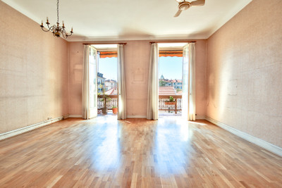 French property for sale in Nice, Alpes-Maritimes - €595,000 - photo 4