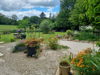 Maison à vendre à Chabanais, Charente - 158.000 € - photo 13