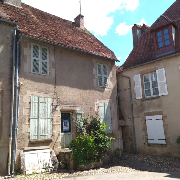 French property for sale in Saint-Benoît-du-Sault, Indre - €41,600 - photo 7