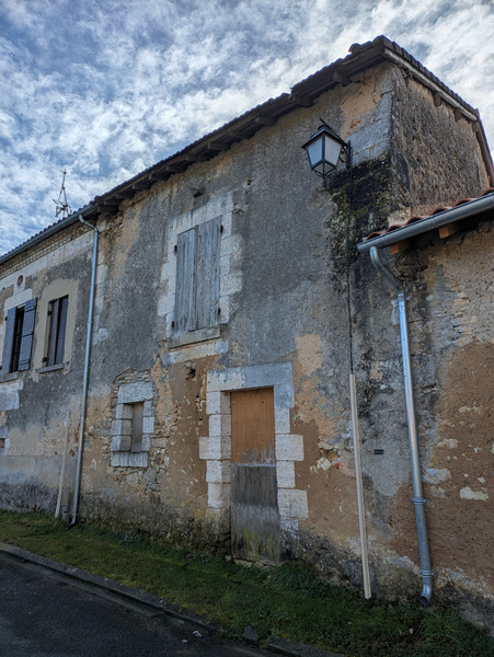French property for sale in Saint-Pierre-de-Côle, Dordogne - €32,600 - photo 0