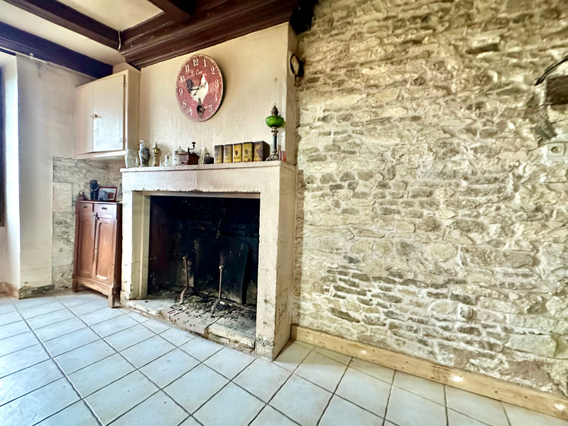 French property for sale in Saint-Jean-de-Sauves, Vienne - €210,500 - photo 5