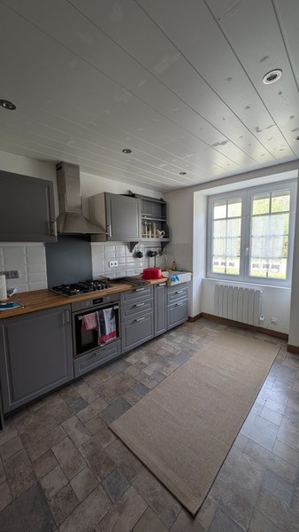 French property for sale in Berrien, Finistère - €119,900 - photo 1