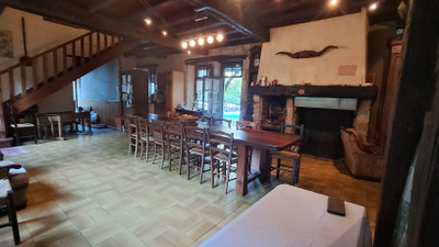 French property for sale in Gurat, Charente - €299,600 - photo 4