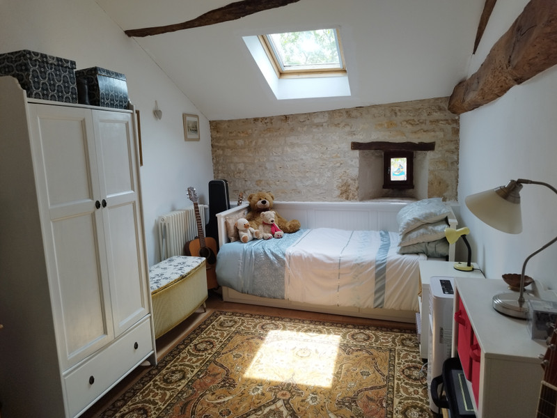 French property for sale in Vanzay, Deux-Sèvres - €175,001 - photo 9