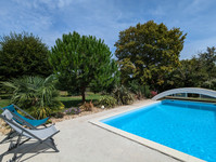 Maison à vendre à Salles-Lavalette, Charente - 246.000 € - photo 1