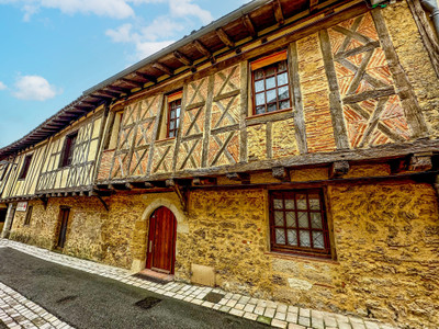 Maison à vendre à Cazaubon, Gers, Midi-Pyrénées, avec Leggett Immobilier