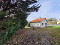houses and homes for sale inÉtagnacCharente Poitou_Charentes