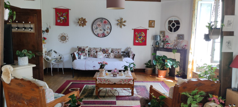 French property for sale in Mairé-Levescault, Deux-Sèvres - €167,400 - photo 7