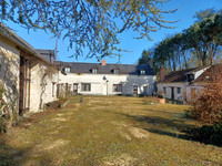 Maison à vendre à Noyant-Villages, Maine-et-Loire - 339.200 € - photo 1