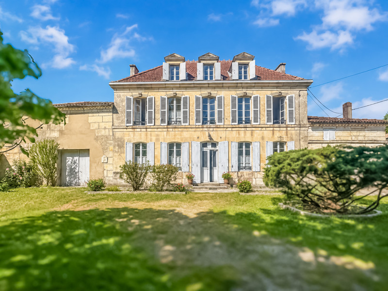Propriété à vendre à Migron, Charente-Maritime - 272 850 €