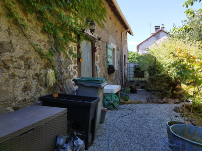 French property for sale in Saint-Léger-Magnazeix, Haute-Vienne - €143,880 - photo 10