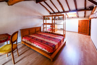 Maison à vendre à Saint-Martin-de-Juillers, Charente-Maritime - 350.000 € - photo 10