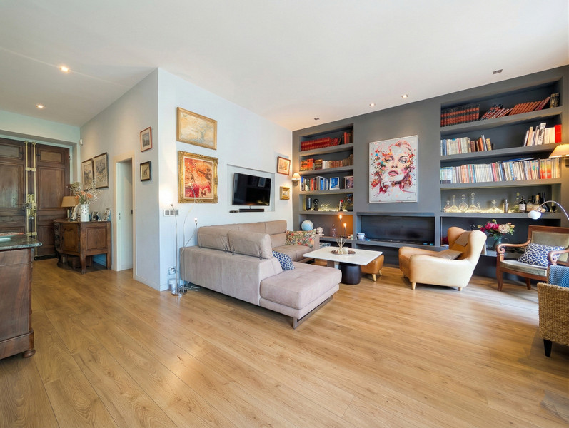 French property for sale in Nice, Alpes-Maritimes - €820,000 - photo 5