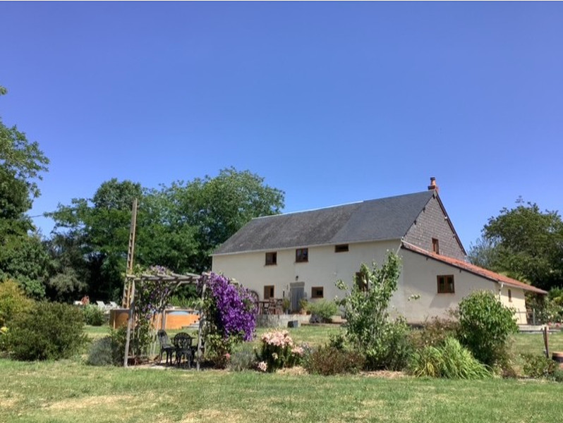 French property for sale in Crozon-sur-Vauvre, Indre - €235,400 - photo 7