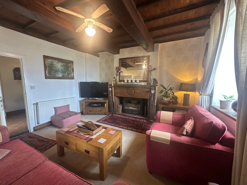 French property for sale in Armous-et-Cau, Gers - €275,000 - photo 3