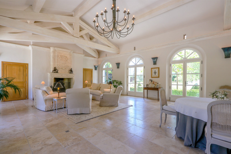 French property for sale in Rustrel, Vaucluse - €2,295,000 - photo 7
