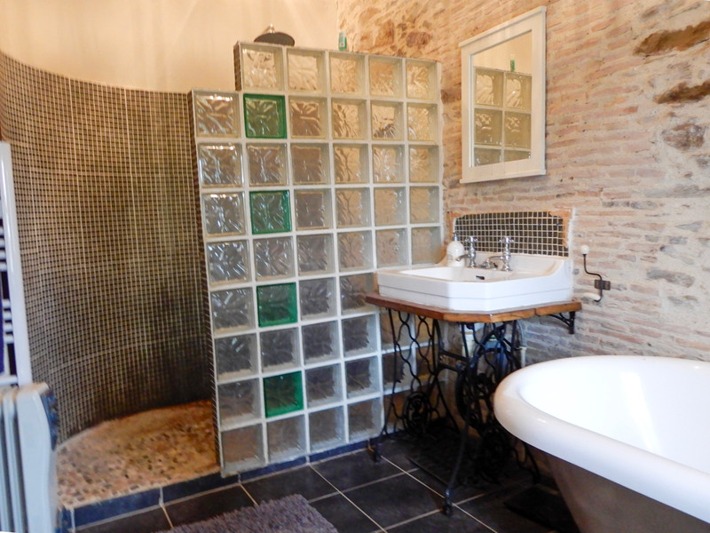 French property for sale in Montembœuf, Charente - €499,000 - photo 7