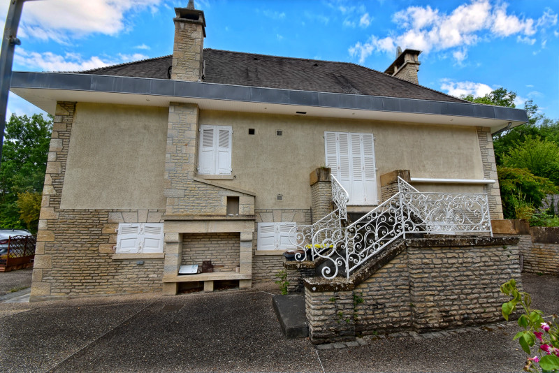 French property for sale in Turenne, Corrèze - €345,560 - photo 3