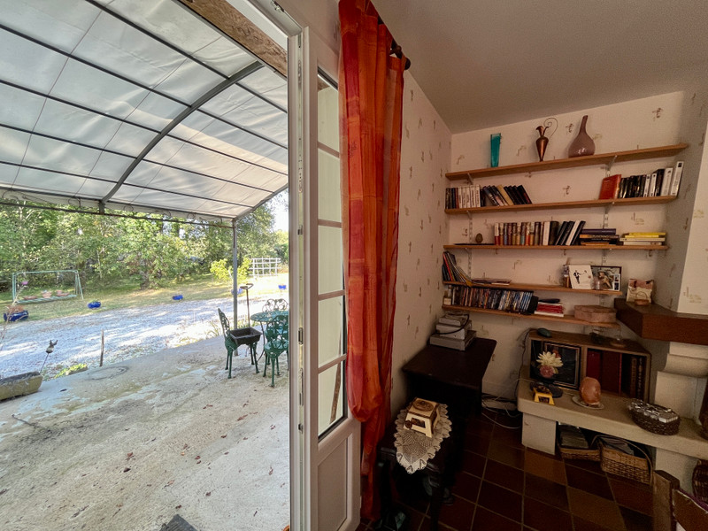 French property for sale in Saint-Martial-de-Valette, Dordogne - €172,000 - photo 5