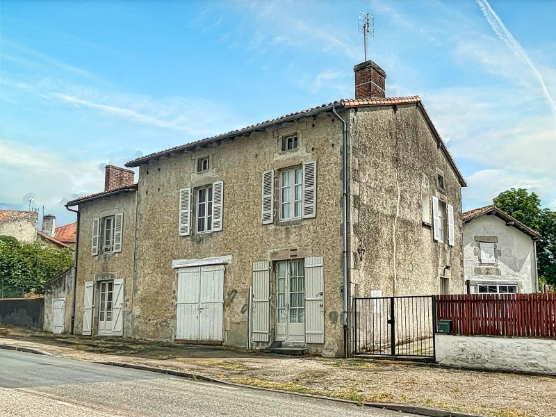 French property for sale in Val d'Issoire, Haute-Vienne - €71,600 - photo 0