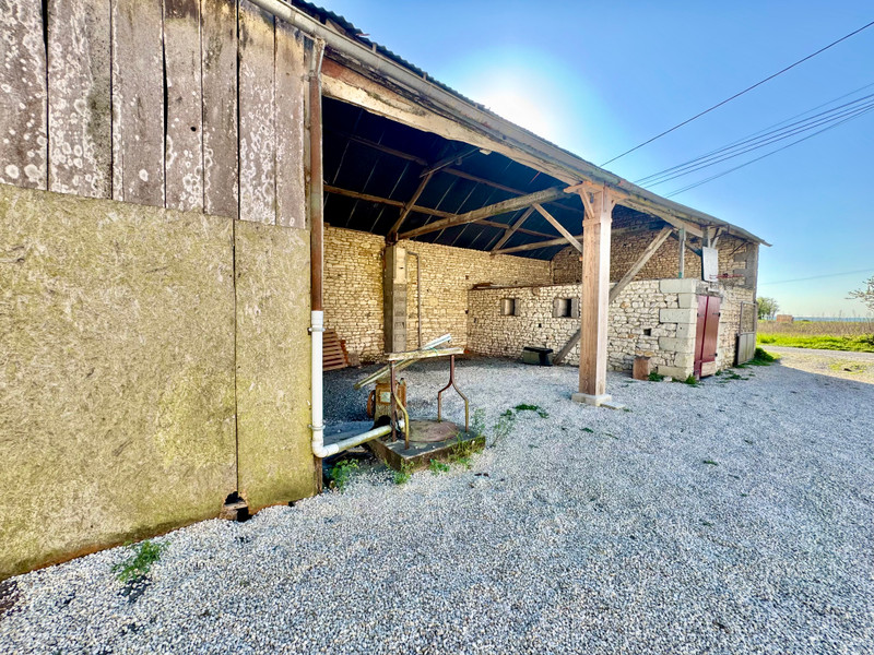 French property for sale in Braye-sous-Faye, Indre-et-Loire - €190,900 - photo 6