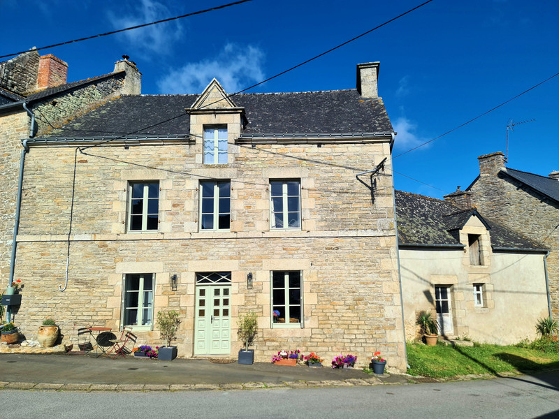 Maison à vendre à Guégon, Morbihan - 362.400 € - photo 1