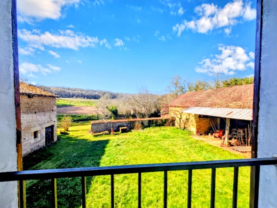 French property for sale in Valence-en-Poitou, Vienne - €143,000 - photo 2
