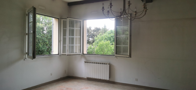 French property for sale in Morières-lès-Avignon, Vaucluse - €366,000 - photo 4