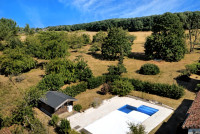 Propriété à vendre à Cellefrouin, Charente - 286 200 € - photo n°2