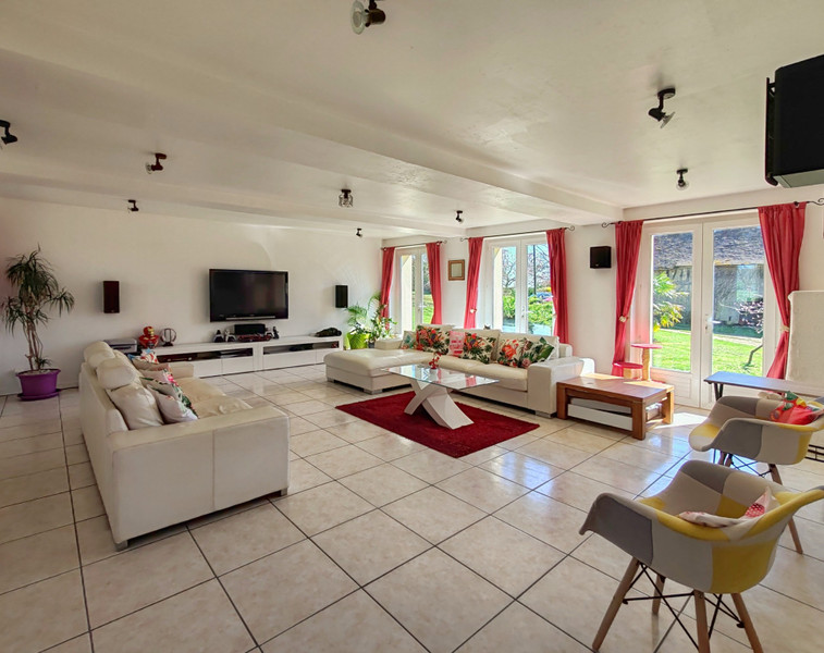 French property for sale in Couëtron-au-Perche, Loir-et-Cher - €299,600 - photo 1