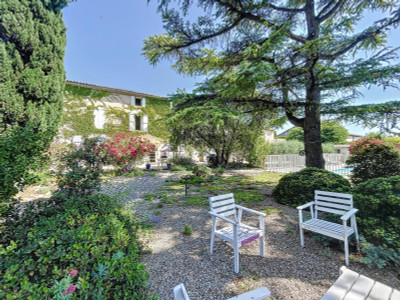 French property for sale in Saint-Saturnin-lès-Avignon, Vaucluse - €578,000 - photo 8