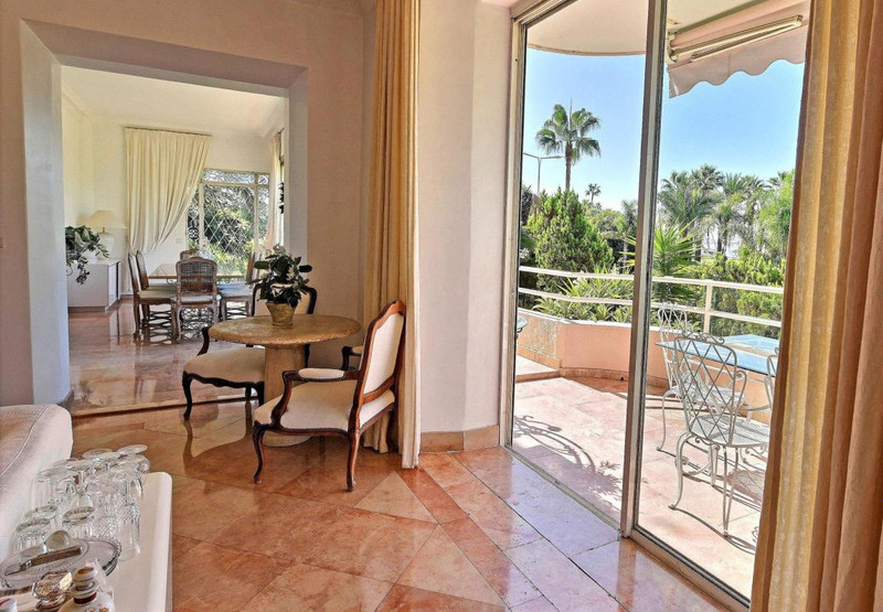 French property for sale in Cannes, Alpes-Maritimes - &#8364;3,490,000 - photo 4