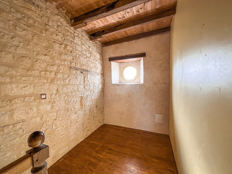 French property for sale in Marsais, Charente-Maritime - €267,500 - photo 4