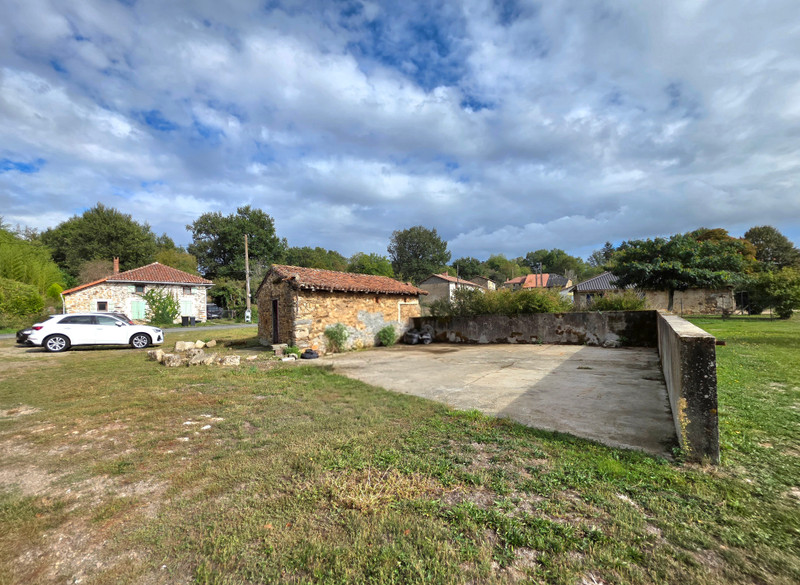 French property for sale in Saint-Christophe, Charente - €205,200 - photo 8