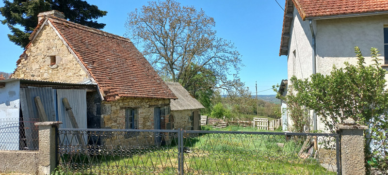 French property for sale in Miremont, Puy-de-Dôme - €109,000 - photo 2