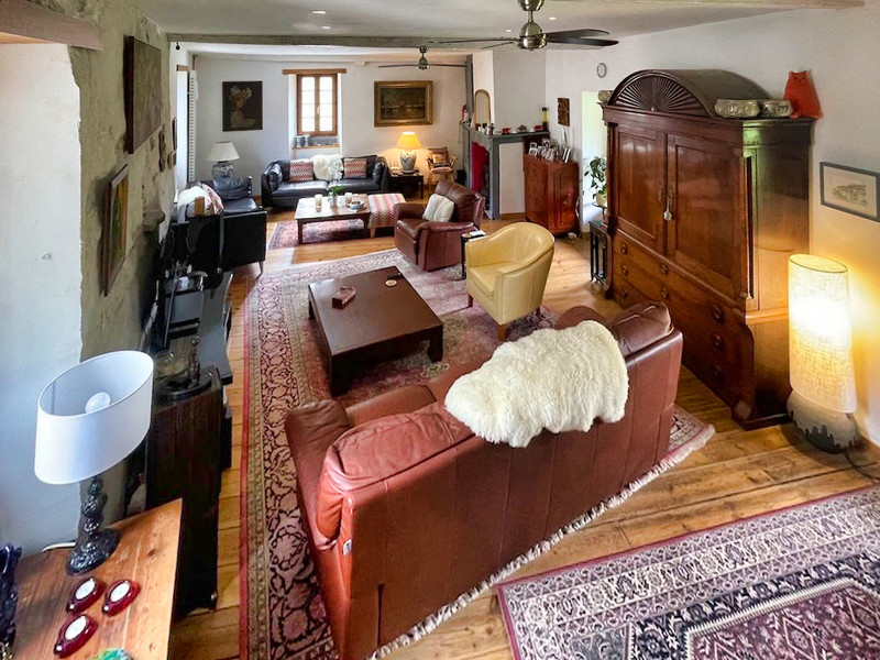 French property for sale in Pau, Pyrénées-Atlantiques - €650,000 - photo 5