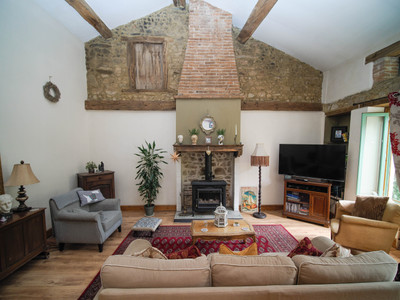 French property for sale in Saint-Martial-sur-Isop, Haute-Vienne - €141,700 - photo 2