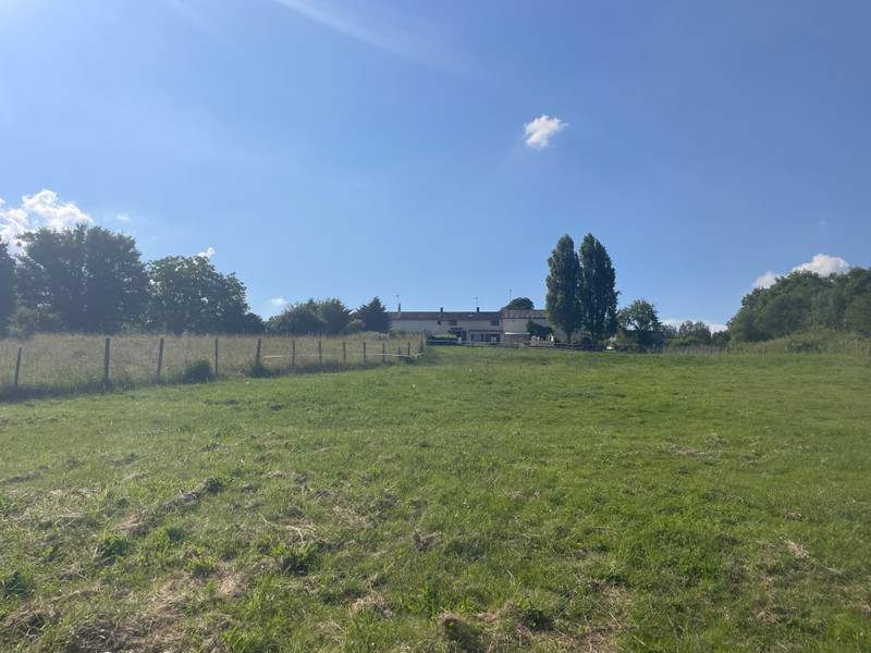 Maison à vendre à Queaux, Vienne - 164.300 € - photo 1