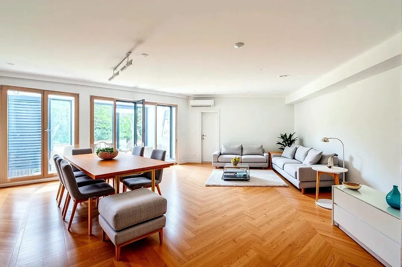 French property for sale in Paris 15e Arrondissement, Paris - €1,750,000
