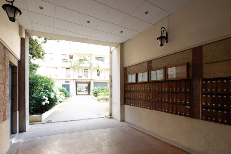 French property for sale in Paris, Paris - €939,600 - photo 4