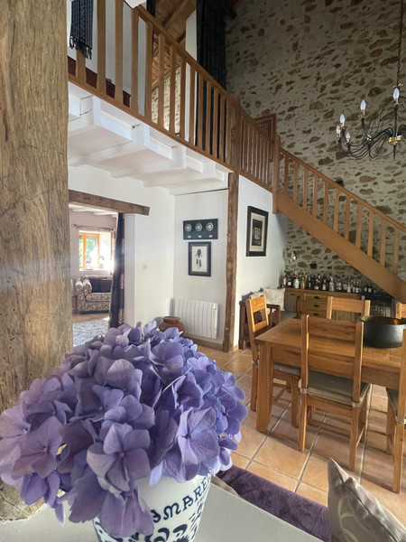 French property for sale in Vayres, Haute-Vienne - €256,800 - photo 3