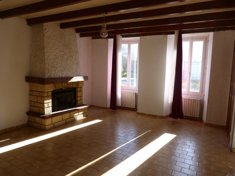 French property for sale in Vanzac, Charente-Maritime - &#8364;167,400 - photo 3