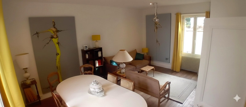 French property for sale in Saint-Martin-l'Ars, Vienne - €249,999 - photo 6