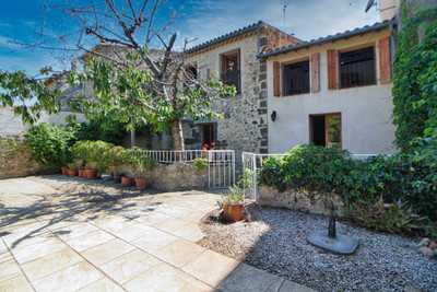 French property for sale in Pézenas, Hérault - €330,000 - photo 1