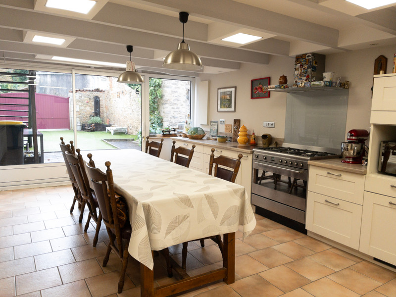 French property for sale in Vitrac-Saint-Vincent, Charente - €328,500 - photo 2