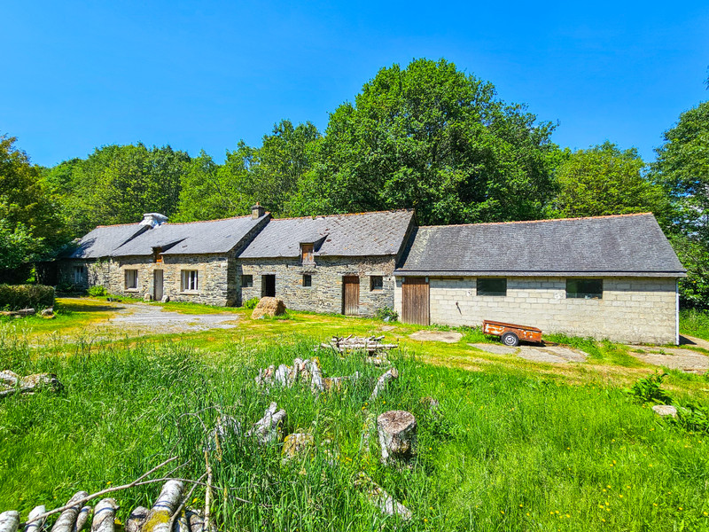 French property for sale in Cléguérec, Morbihan - €295,000 - photo 3