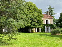 Garden for sale in Suaux Charente Poitou_Charentes